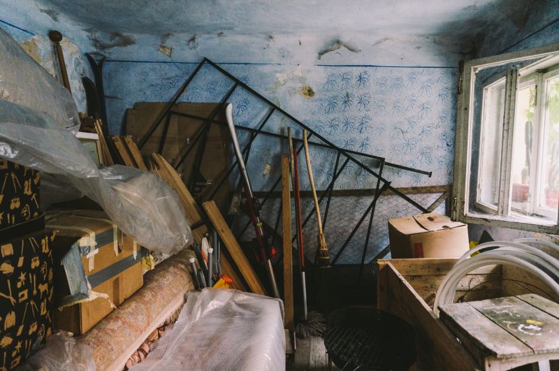 Clean and Organized Disposal Process