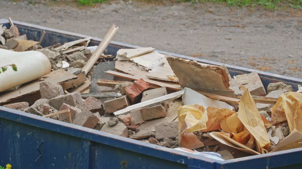 Renovation Junk Removal in Edison