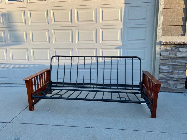 Porch Furniture Disposal in Edison